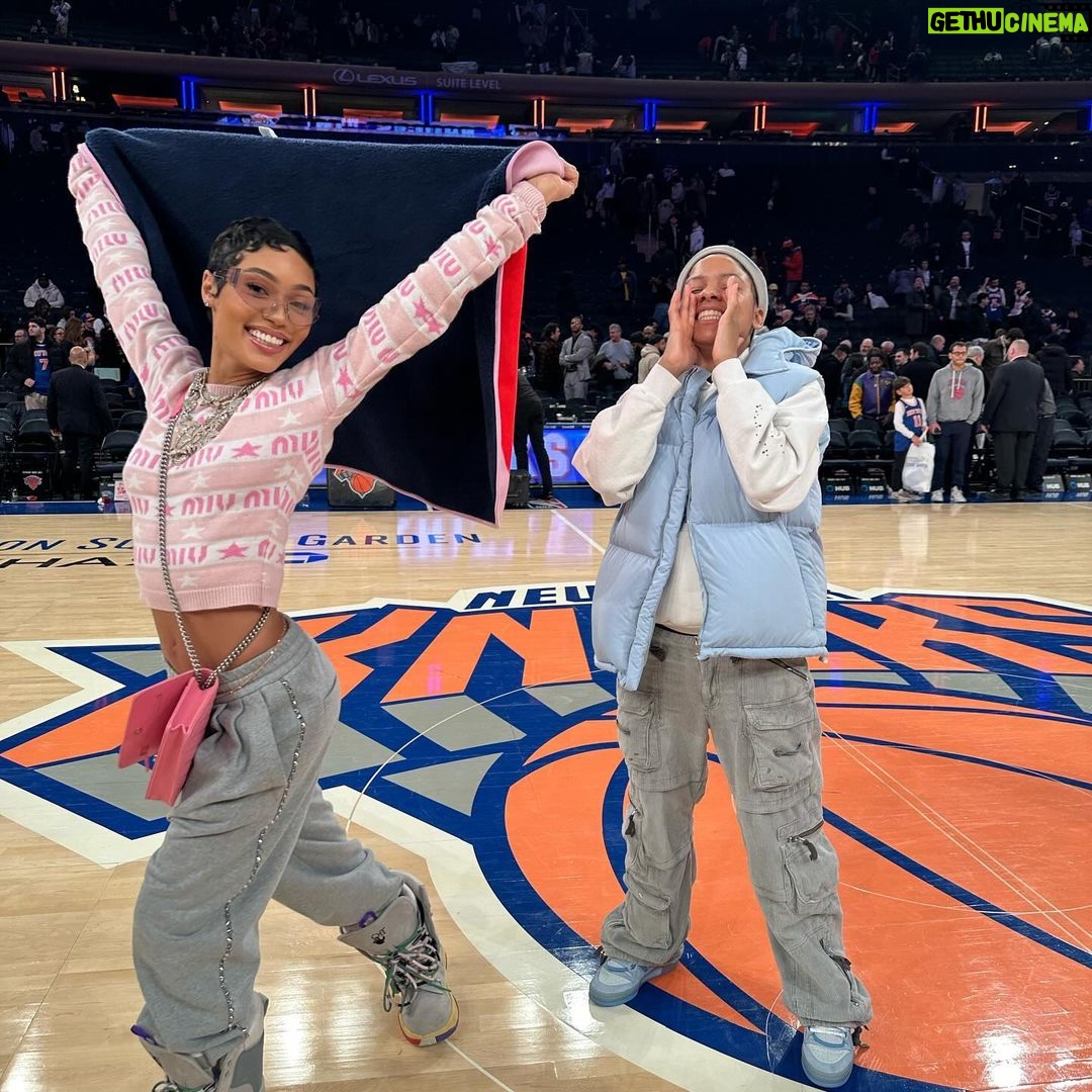 Coi Leray Instagram - Knicks Vs The Wizards but I won . 😎😍🩷✨🆑🥰 Manhattan, New York