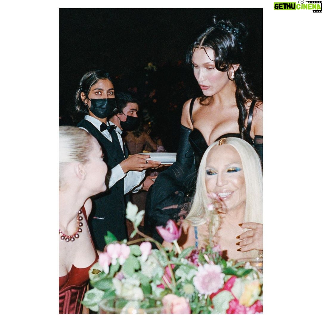 Cole Sprouse Instagram - Met Gala 2022 #versace