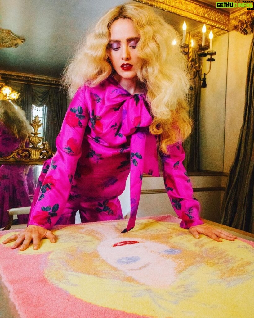 Cole Sprouse Instagram - Gettin a lil dolled up before finding a new ex husband that disappears under mysterious circumstances. @kathrynnewton @interviewmag