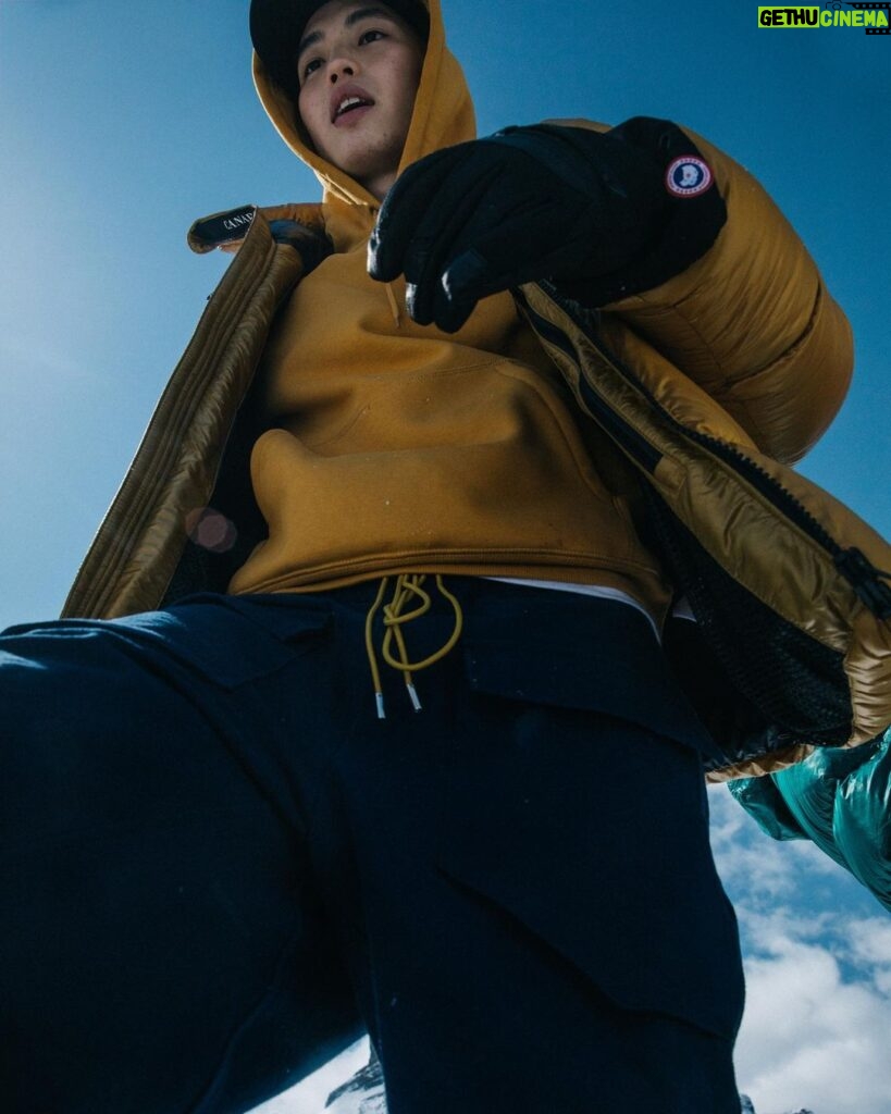 Cole Sprouse Instagram - Second @canadagoose campaign drops today! Going to be posting some imagery from our incredible trip over the week. Keep an 👁 out. Thanks to Canada goose and to the entire crew that helped to make it one of the most enjoyable shoots I’ve had. #liveintheopen #canadagoose Talent: @anx2e @matthewbell93 @7373dt @tre.akula Styling: @natasharoyt MUA: @michaelgoyette Hair: @1.800.chanel Lighting/assist: @ericmichaelroy @philipalxndr Production: @wearenuevo