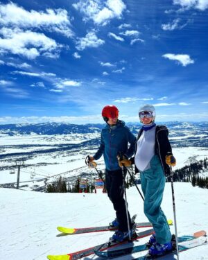 Colin O'Brady Instagram - BUMPIN’ OUT!

Last day of the ski season here in Jackson Hole… @Jennabesaw decided to take our little guy out for an Easter shred on the slopes.

7 months pregnant and still ripping ⛷️ 

Getting this little guy prepped and ready for some adventures when he comes out!!

#BePossible