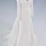 Connar Franklin Instagram - one of the most special gifts i’ve ever received and the most unique keepsake of our wedding day… @cherisefranklin & @samkoma.world had @stonewear_ceramics create a custom ceramic sculpture of my wedding dress. i will keep this forever and i am blown away by the detail of the dress she captured(down to the little buttons). a gift i will never forget, filled with so much emotion. 🥹😍❤️ thank you so much @stonewear_ceramics @samkoma.world @cherisefranklin 🤍