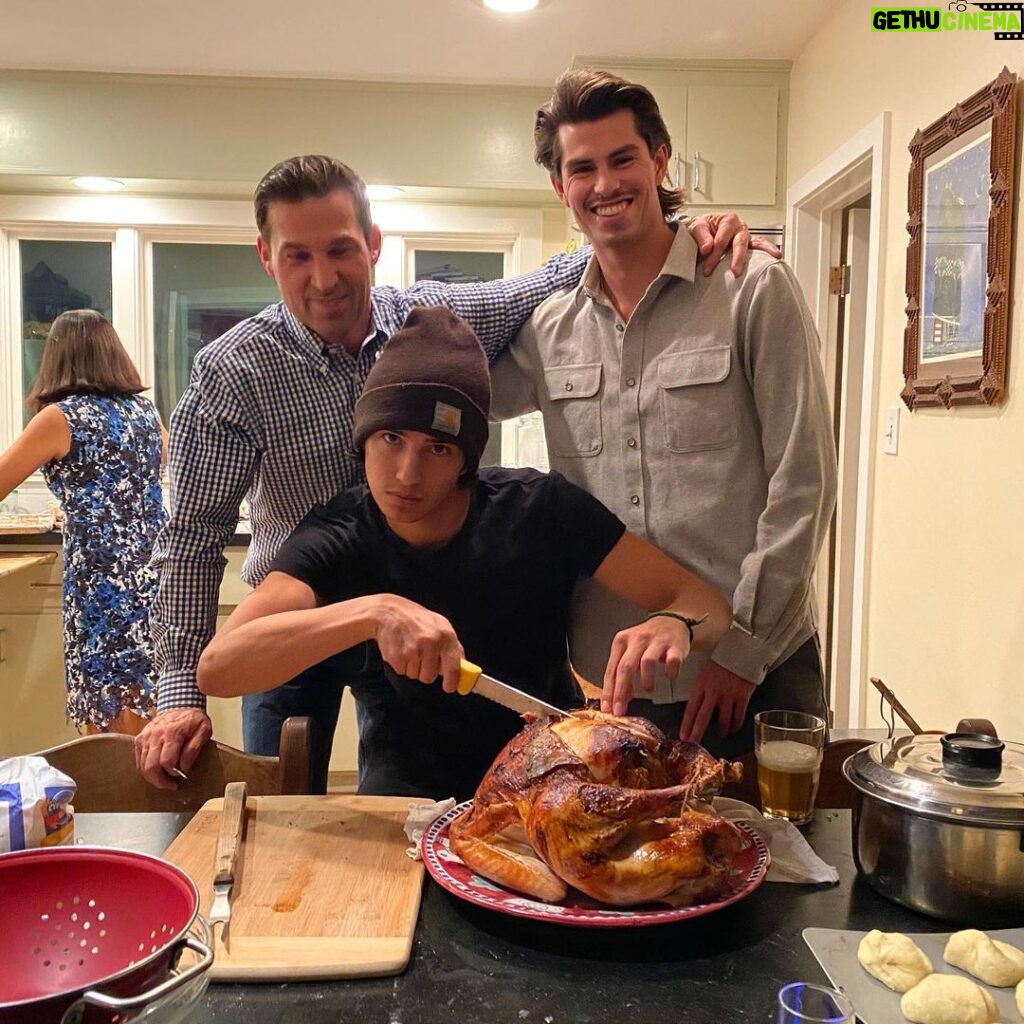Conor Husting Instagram - Pretty great thanksgiving this year all things considered, good food and lots of love. How was y’all’s holiday?