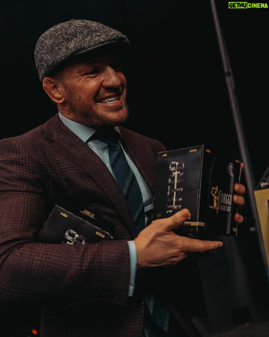 Conor McGregor Instagram - Tuesdays at the @forgedirishstout office. #giddyupSally
