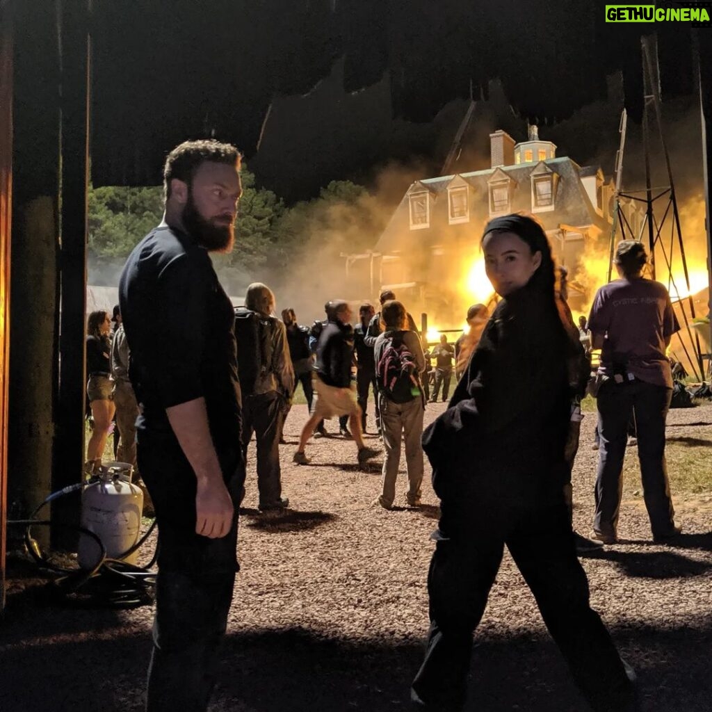 Cooper Andrews Instagram - We could never prove it, but @rossmarquand and I are pretty sure @christianserratos started the fire and by pretty sure, I mean, Christian started the fire. #StrikeAMatchThenAPose #TheWalkingDead #SmellsLikeAChristmasTree #Season10