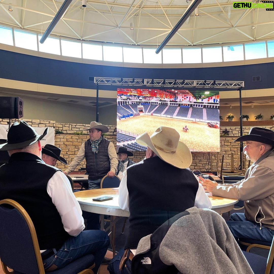 Cord McCoy Instagram - @workingranchcowboyassoc Meetings, shopping, & memories 👍🏻 Amarillo, Texas