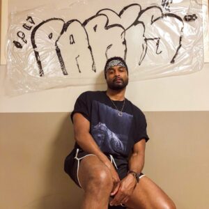 Cory Graves Instagram - Hit em’ with the 60sec throw up! #7rings #sweetener #keeping