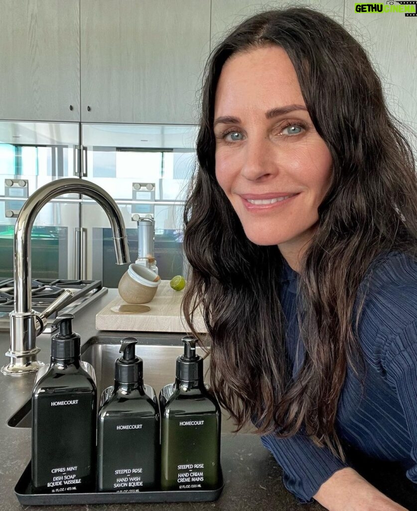 Courteney Cox Instagram - Candid shot with me and my besties