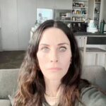 Courteney Cox Instagram - Should I be concerned? 👀