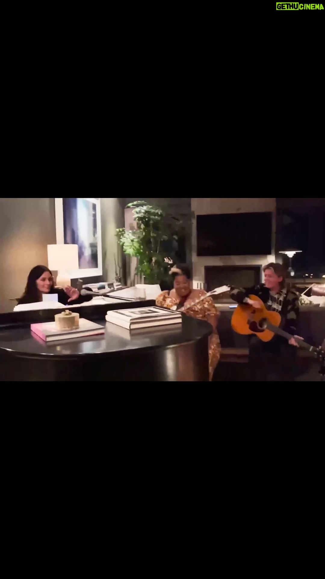 Courteney Cox Instagram - The joke’s on me @brandicarlile @celissemusic @allisonrussellmusic