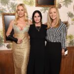 Courteney Cox Instagram - Had a great time at the premiere of @shiningvalestarz! I love this show. Airs this Sunday on @starz Styled by @maryammalakpour 👗@victoriabeckham 💍 @junethings_official 💄 @elaineoffers 💁🏻‍♀️@ericka_verrett