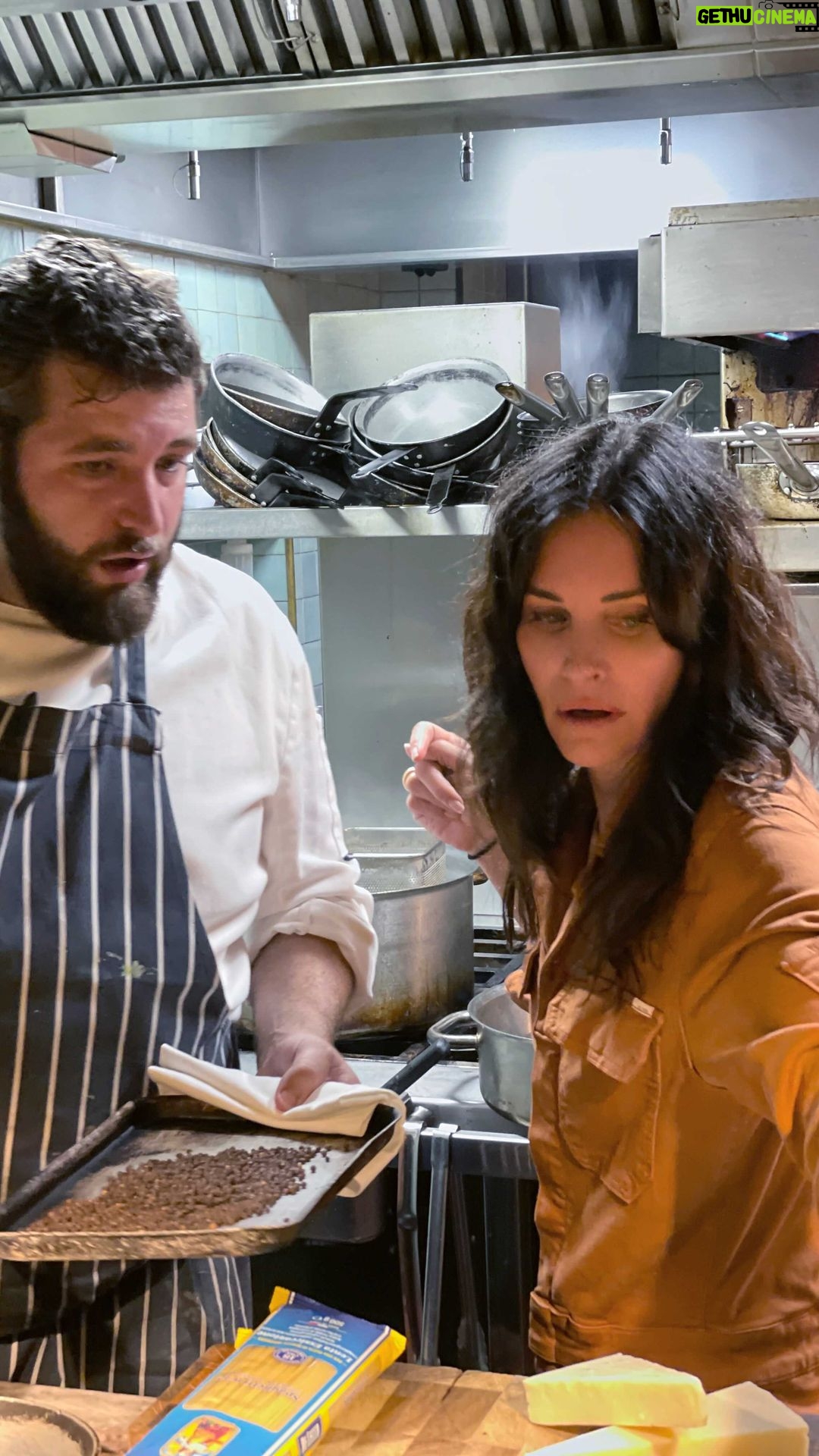 Courteney Cox Instagram - JMD and I had the BEST weekend in Somerset, England. One of the highlights was cooking under pressure in a real working kitchen. Thanks to my sous chefs @dionasfrank @sebderob @chefneilsmith. And special thanks to my friends and their “wavering” support @jimmycarr @johnbish100 😉 #courteneycoox #babingtonhouse