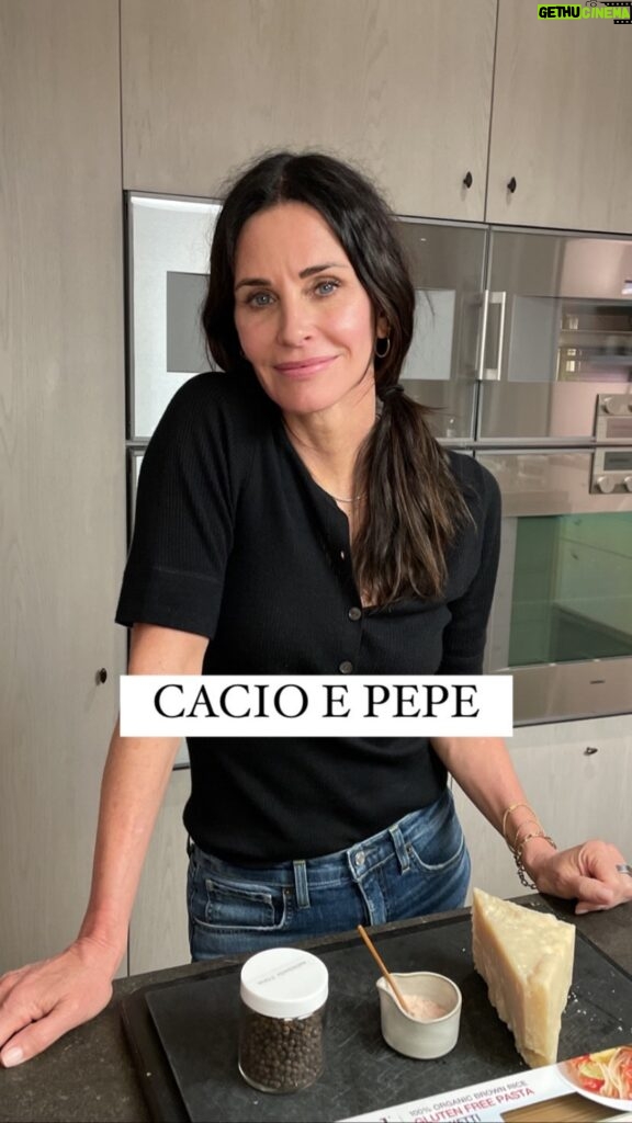 Courteney Cox Instagram - Cacio e Pepe •Spaghetti •Whole peppercorns •Pecorino cheese •Kosher Salt 1. Salt the pasta water 2. FINELY grate a bunch of Pecorino cheese 3. Heat skillet and roast peppercorns until popping 4. While pasta is boiling, put aside 2 cups of the boiling pasta water 5. Finely grind pepper in a mortar and pestle 6. When pasta is al dente, don’t drain but use tongs to transfer spaghetti to another warmed pot. Add cheese while continuously stirring. Add pasta water to get the right consistency. 7. Put on warmed plate and top with a generous amount of pepper. 8. Salt if needed I’m no @frankprisinzano but thanks for this recipe.