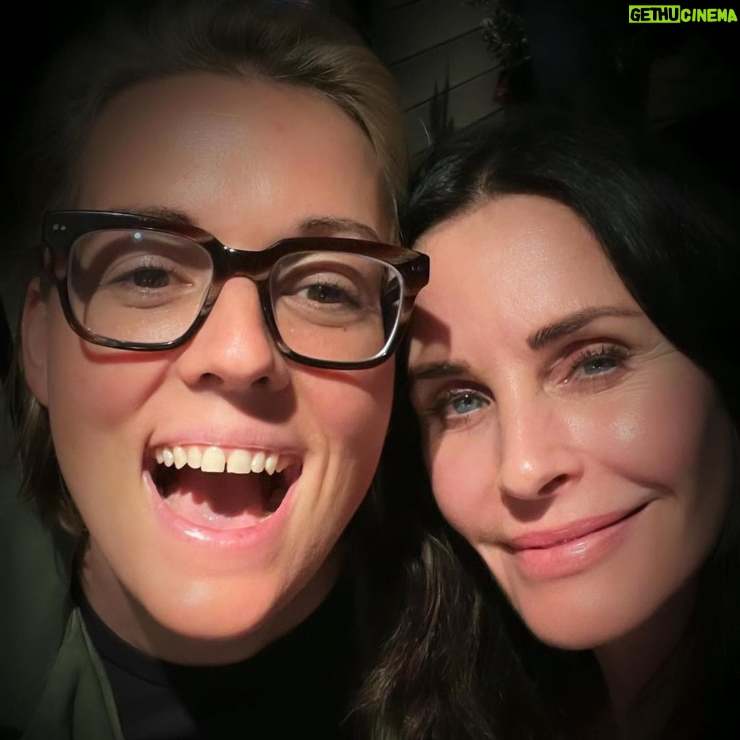 Courteney Cox Instagram - Sunday night. Congratulations @brandicarlile on the release of your incredible album. #inthesesilentdays