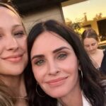 Courteney Cox Instagram - Loved celebrating the launch of @homecourt’s new Mandarin Basile with this bunch of fun girls. Thank you!! 🧡 🍊🌱