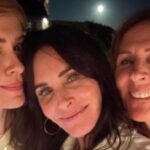 Courteney Cox Instagram - Loved celebrating the launch of @homecourt’s new Mandarin Basile with this bunch of fun girls. Thank you!! 🧡 🍊🌱