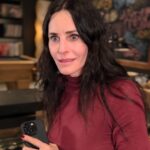 Courteney Cox Instagram - Never trust Alexa
