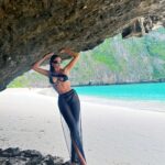 Courtney Boerner Instagram - Missing Thailand 🇹🇭🏝️ Phi Phi Islands