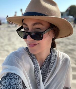 Courtney Ford Instagram - 😉