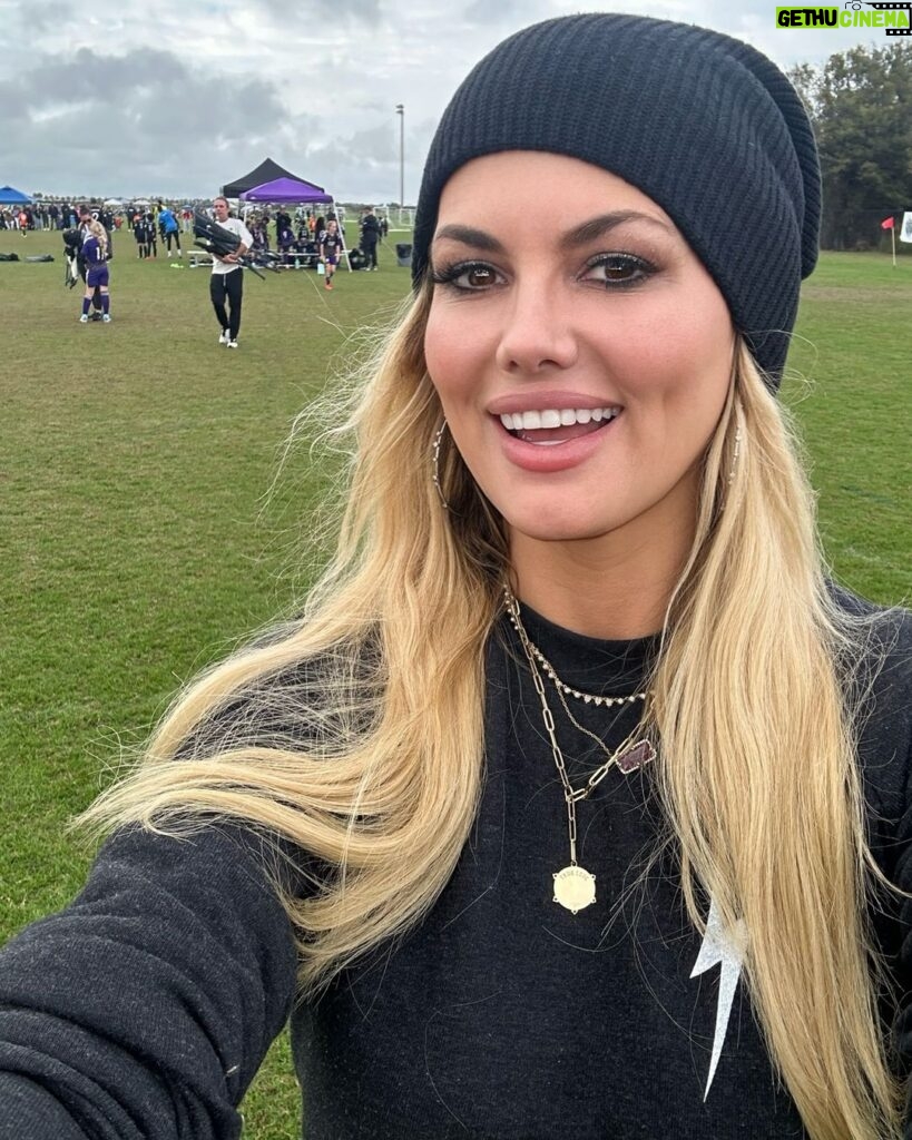 Courtney Hansen Instagram - Love being a soccer mom 🩷⚽
