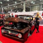 Courtney Hansen Instagram - Day 1 of @semashow… Kicked off the week with killer cars, brands I love & industry friends💥💥