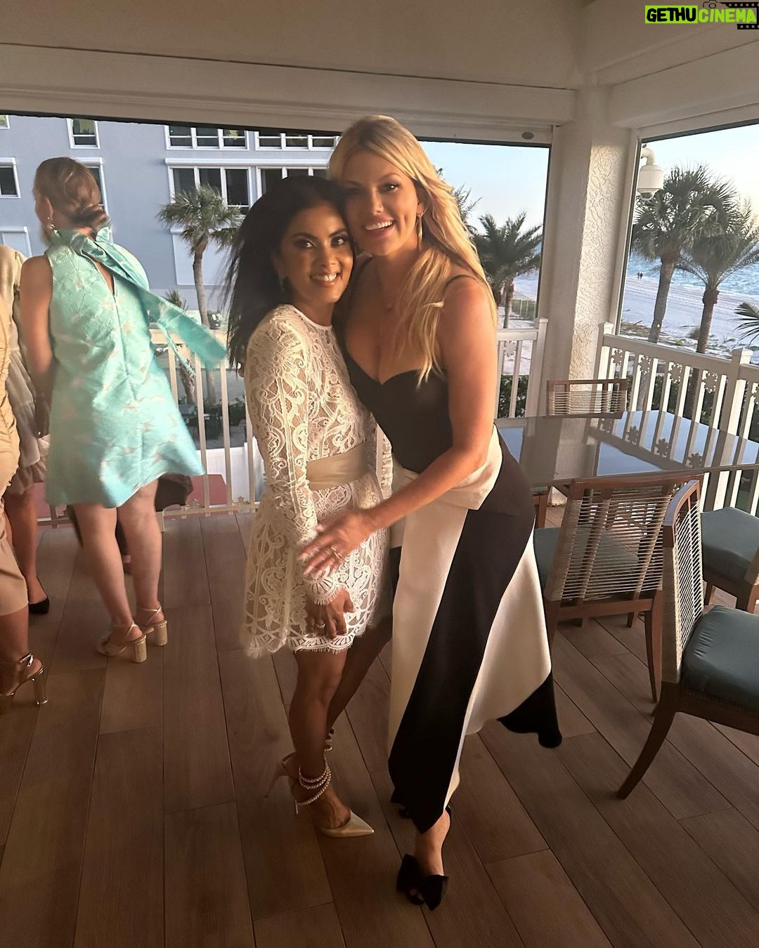 Courtney Hansen Instagram - Magical night celebrating one of the most beautiful, thoughtful, loving friends @melzogulati 🩷