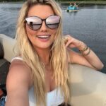 Courtney Hansen Instagram - Magic hour on one of Minnesota’s 10,000 lakes. 💙