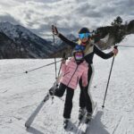 Courtney Hansen Instagram - Holland asked me, “what do you like better mom, driving or skiing?” 🤔🤍 #Aspen