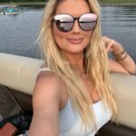 Courtney Hansen Instagram - Magic hour on one of Minnesota’s 10,000 lakes. 💙