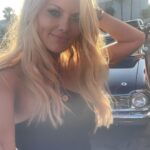 Courtney Hansen Instagram - Magic hour cruise…✨