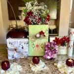 Cristina Ferrare Instagram - This Christmas gift wrapping paper is not only festive and beautiful but magical! @ariannasalyards_ and I will demonstrate what I’m talking about about in todays post! #christmas #merrychristmas #christmaswrappingideas #christmasiscoming #christmassrapping #christmassrap #holiday #christmstime #christmaspaper #happyholidays