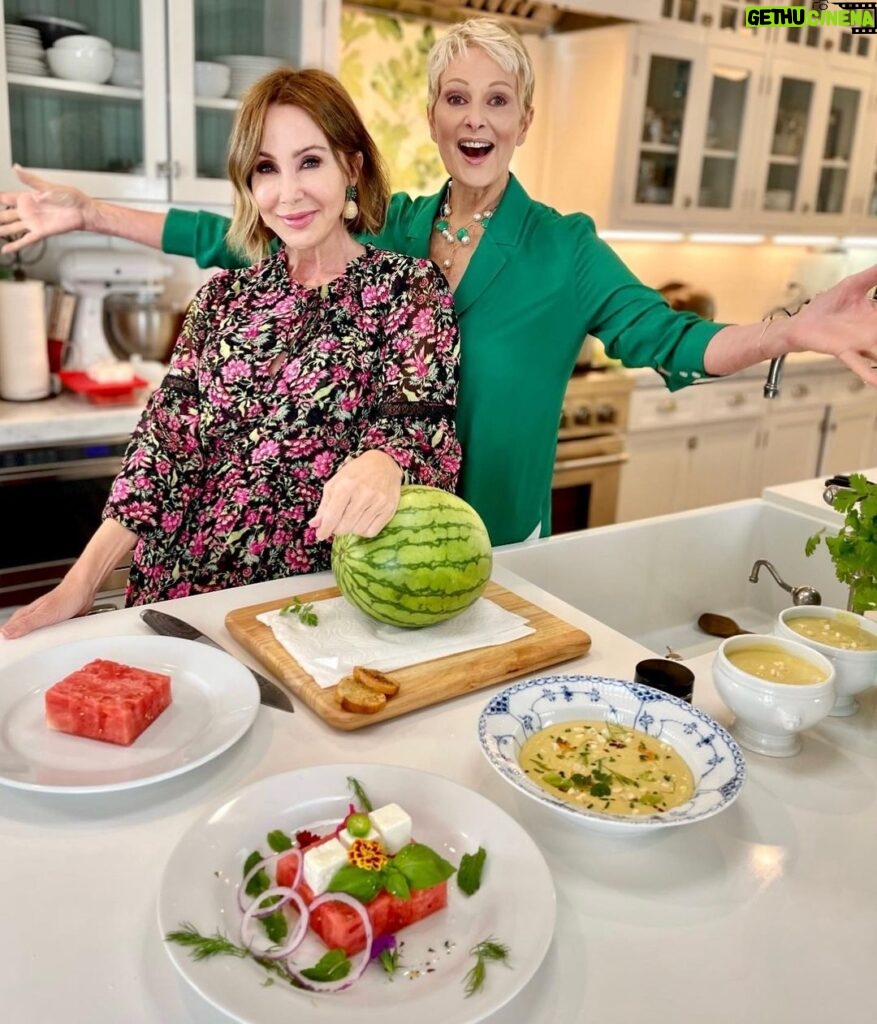 Cristina Ferrare Instagram - I spent an afternoon with my friend @lisabreckenridge in her home:) We had fun in the kitchen making a delicious chilled creamy (no cream) fresh corn soup and watermelon salad! It’s still so hot hot, hot out, and this is a perfect meal to serve and so easy to prepare! I’m going to post the recipe on my Cristina Ferrare Facebook! #corn #cornsoup #chilledsoupsofinstagram #chilledsoupoftheday #chilledsoups #chilledsouprecipe #watermelonsalad #endofsummereating #food #foodgps #friends #love #lunchideas #dinnerideas #goodhousekeepingmagazine #womensworldmagazine #supermodels70s #cookingchannel #cooksofinstagram #foodbloggersofinstagram