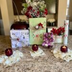 Cristina Ferrare Instagram - This Christmas gift wrapping paper is not only festive and beautiful but magical! @ariannasalyards_ and I will demonstrate what I’m talking about about in todays post! #christmas #merrychristmas #christmaswrappingideas #christmasiscoming #christmassrapping #christmassrap #holiday #christmstime #christmaspaper #happyholidays