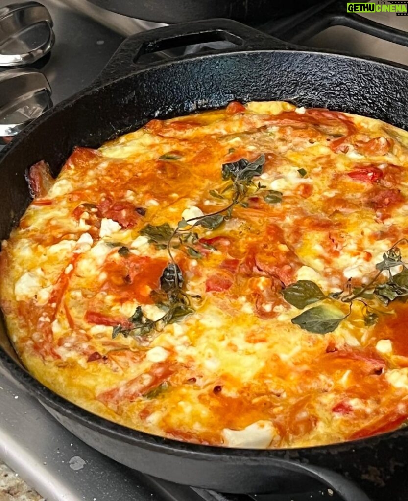 Cristina Ferrare Instagram - Some days I’m just too busy or too tired to go to the grocery store. When that happens, I look for food in the refrigerator and hope I can find something that I can turn into a meal. “WHAT I FOUND IN MY FRIDGE TODAY” I TURNED LEFT OVERS INTO THIS! A BEAUTIFUL FRITTATA! See what veggies, and leftover meats, and cheeses you can find in your refrigerator and use your imagination to put your own spin on making this delicious dish! #eggs #frittata #leftovers #leftoversforlunch #leftoverfordays #eggs