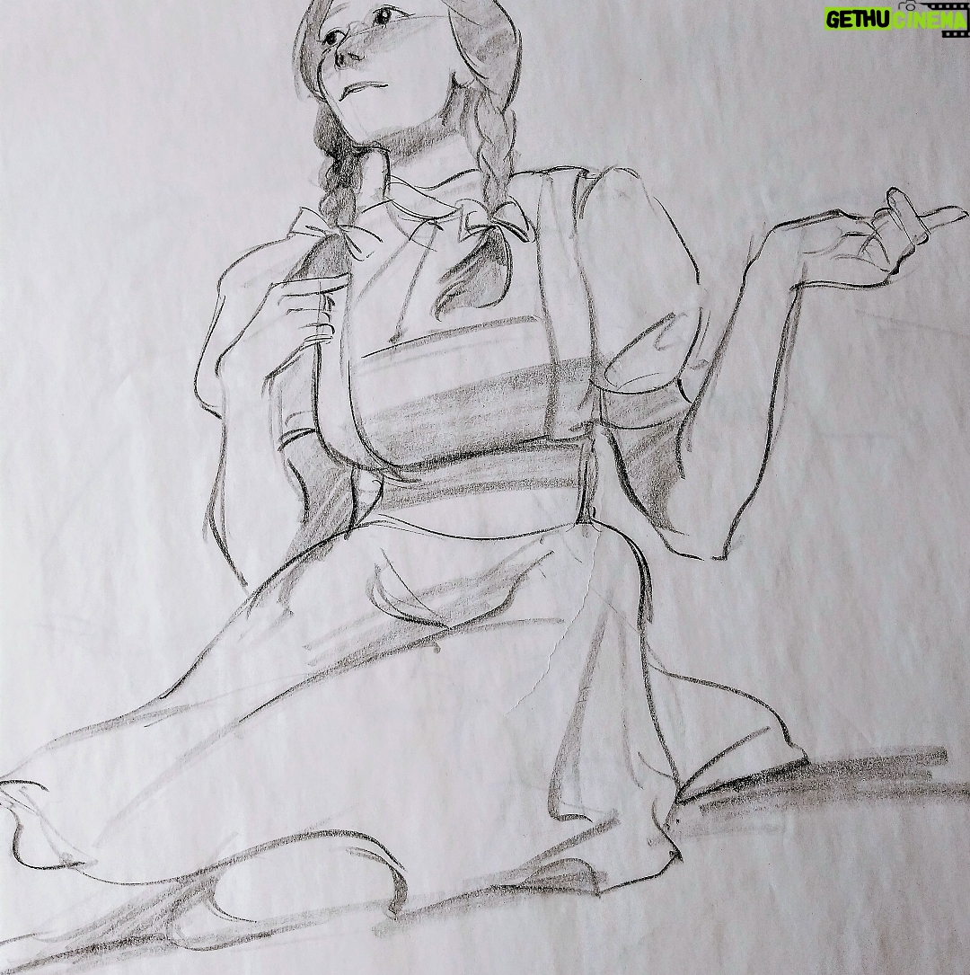 Curie Lu - 2.1K Likes - end of semester life drawing at calarts-- spam pt1
It was truly a delight to be able to learn and draw with so many amazing artists. I couldn't ask for better classmates. Hope you all have a restful winter break--lets get hyped to work our asses off in spring