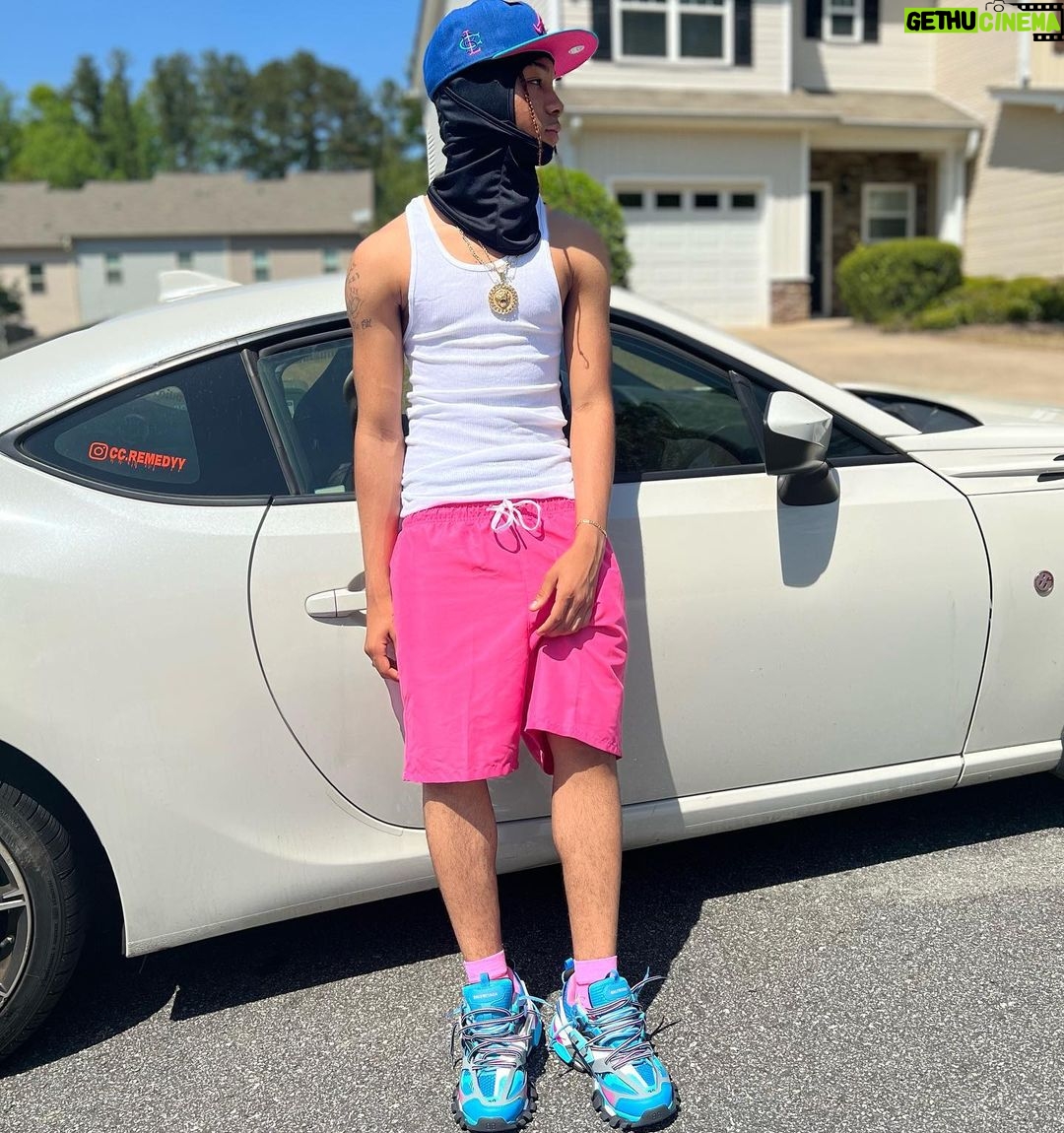 Curlyhead Monty Instagram - My Personal Business Isn’t On Social media 💯My Personality Is 💯‼️ ( Calm Day Stay Tuned 😁🤫