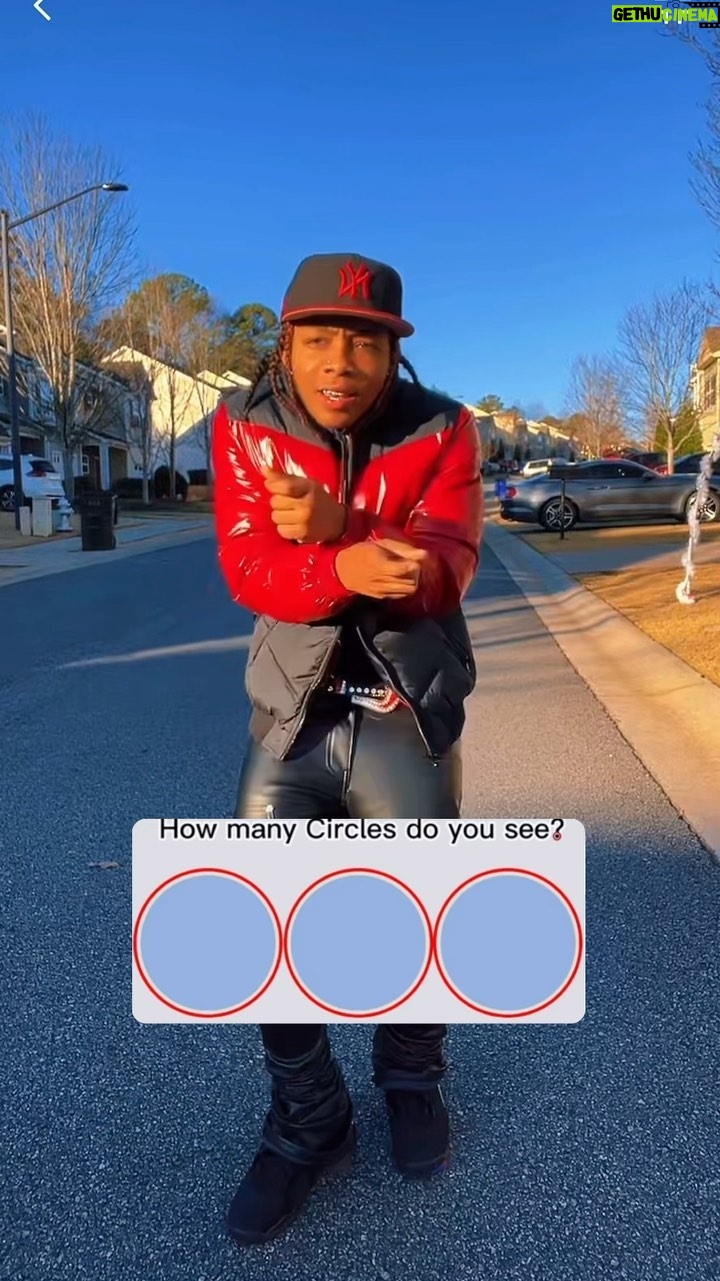 Curlyhead Monty Instagram - Na Fr I see like 21 👀😂
