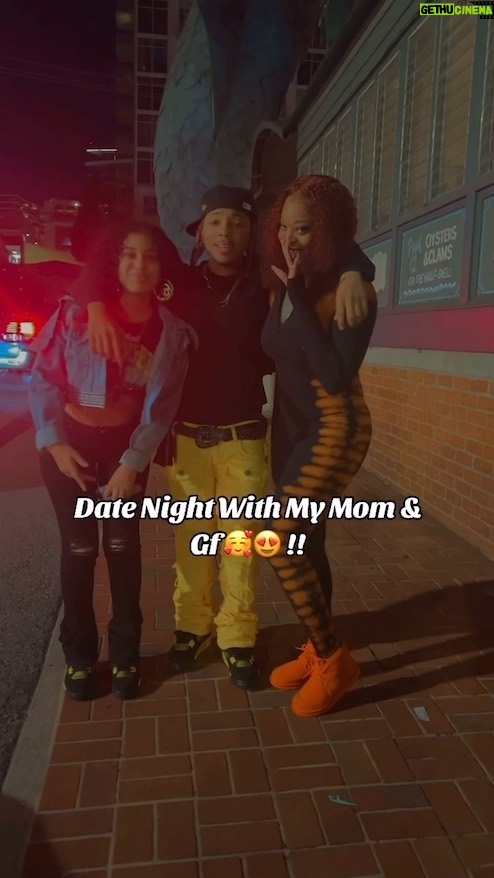 Curlyhead Monty Instagram - SCREAMING HAPPY BIRTHDAY 🎁🎊🎉🎈🎂 TO MY EVERYTHING/ MOM / GODMOTHER 😍🥰❤ @iamthatqueen_1 I LOVE YOU SO MUCHHH 😘😘😍🥰‼