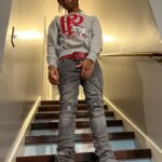 Curlyhead Monty Instagram - BEING 2 NICE I DONE 4GOT WHO I WAS 💯 SAFE TO SAY I THINK IM OVA THAT NICE GUY ISHH 😂 Sweater @ballerbellys_