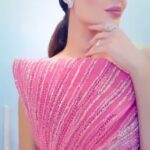 Cyrine Abdel Nour Instagram - To shine your brightest light is to be who you truly are. #cyrineabdelnour #loveyourself 💖 @humanagementme #سيرين_عبدالنور Beirut, Lebanon