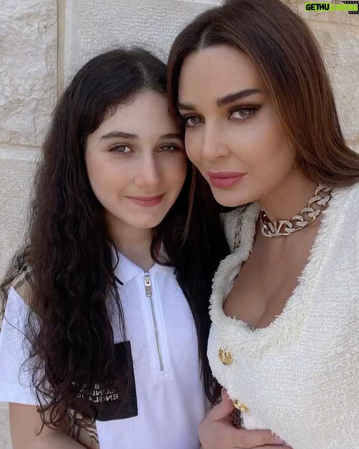 Cyrine Abdel Nour Instagram - انتي قلبي وروحي واميرتي الحلوة العمر كله يا عمري انتي 💖 @taliyafrahmee Beirut, Lebanon