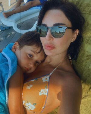 Cyrine Abdel Nour Instagram - Hello #summervibes #myboy #christianorahme #cyrineabdelnour 
#سيرين_عبدالنور