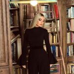 Cyrine Abdel Nour Instagram - من اكتر الشخصيات الصعبة يللي لعبتها واكثر وحدة اشتقتلها وناطرة مناطرة تصوير الجزء الثاني من #دور_العمر وانتو شو اكتر شخصية حبيتوني فيها من الشخصيات يللي قدمتها ؟ #سيرين_عبدالنور #cyrineabdelnour @shahid.vod Beirut, Lebanon
