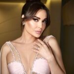 Cyrine Abdel Nour Instagram - 🌸 قلبي بقى فراشة لونها بامبي 🌸 #هزهزة #سيرين_عبدالنور #سيرين_عبد_النور #cyrineabdelnour Lebanon