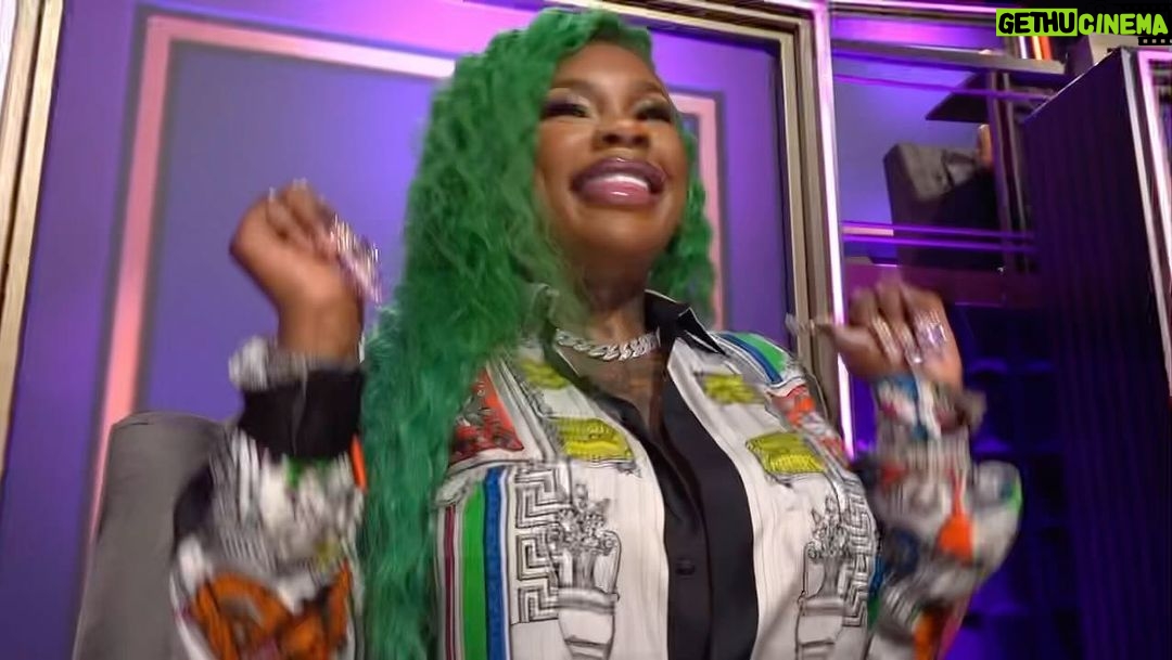 D.C. Young Fly Instagram - Make sure yalll tune in to the Brand New Celebrity Squares tonite on @vh1 at 11pm 😂😂😂😂 #NoDayzOff #HostingHustle