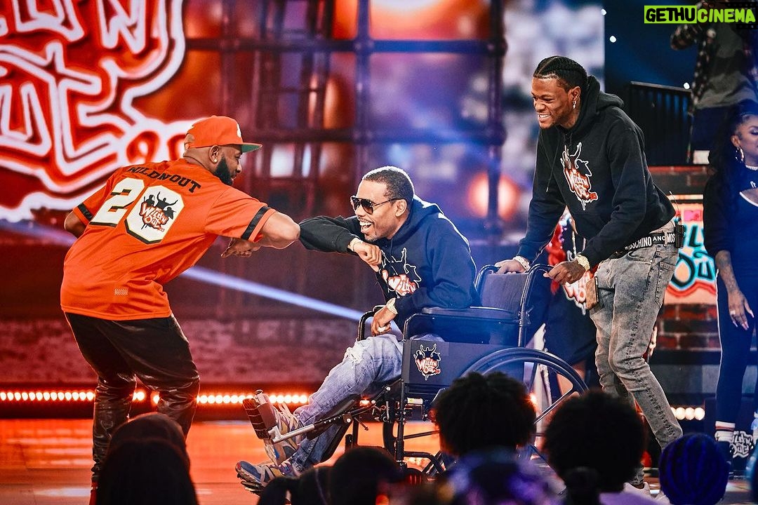 D.C. Young Fly Instagram - Itβs goin down tonite on @mtvwildnout make sure u tune in π₯π₯ OG @lilduval was too hype ππ @karlousm was hostin π₯π₯π₯ donβt miss it #NoDayzOff #TvHustle