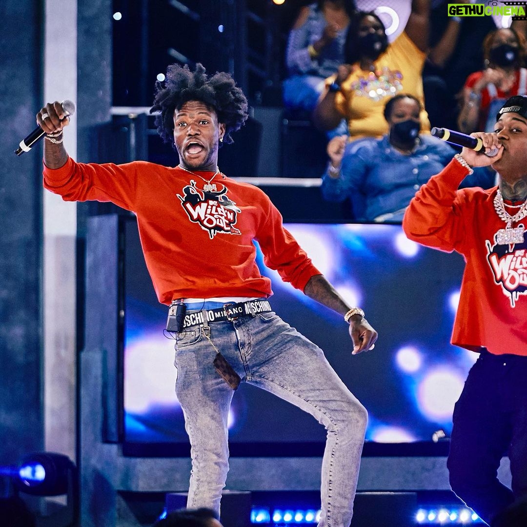 D.C. Young Fly Instagram - Goin down tonite on @mtvwildnout #NoDayzOff #TvHustle