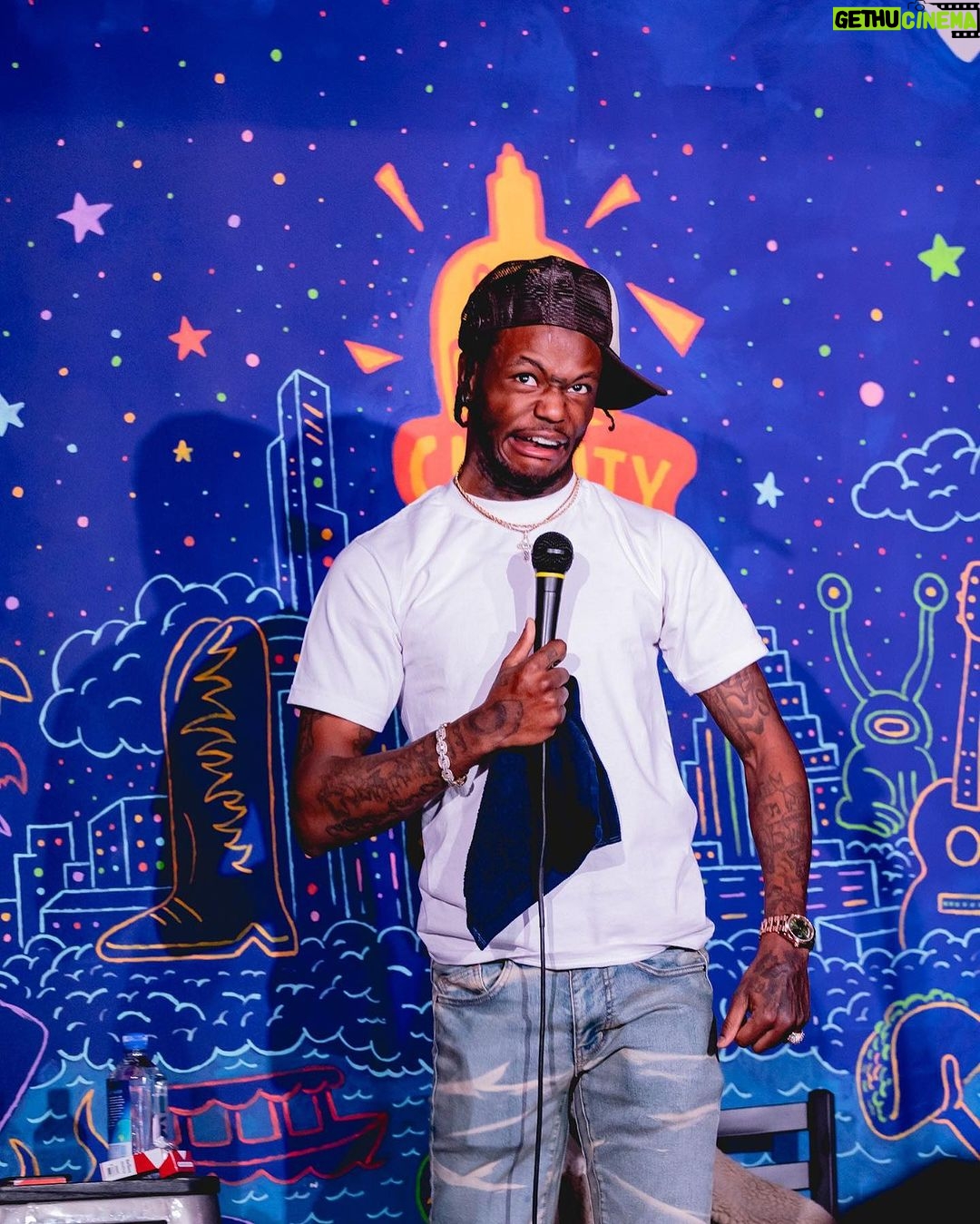 D.C. Young Fly Instagram - We goin krazyyyy in Austinnnn I love yallll for life 🤎🤎 can’t wait to come back #NoDayzOff #ComedyHustle