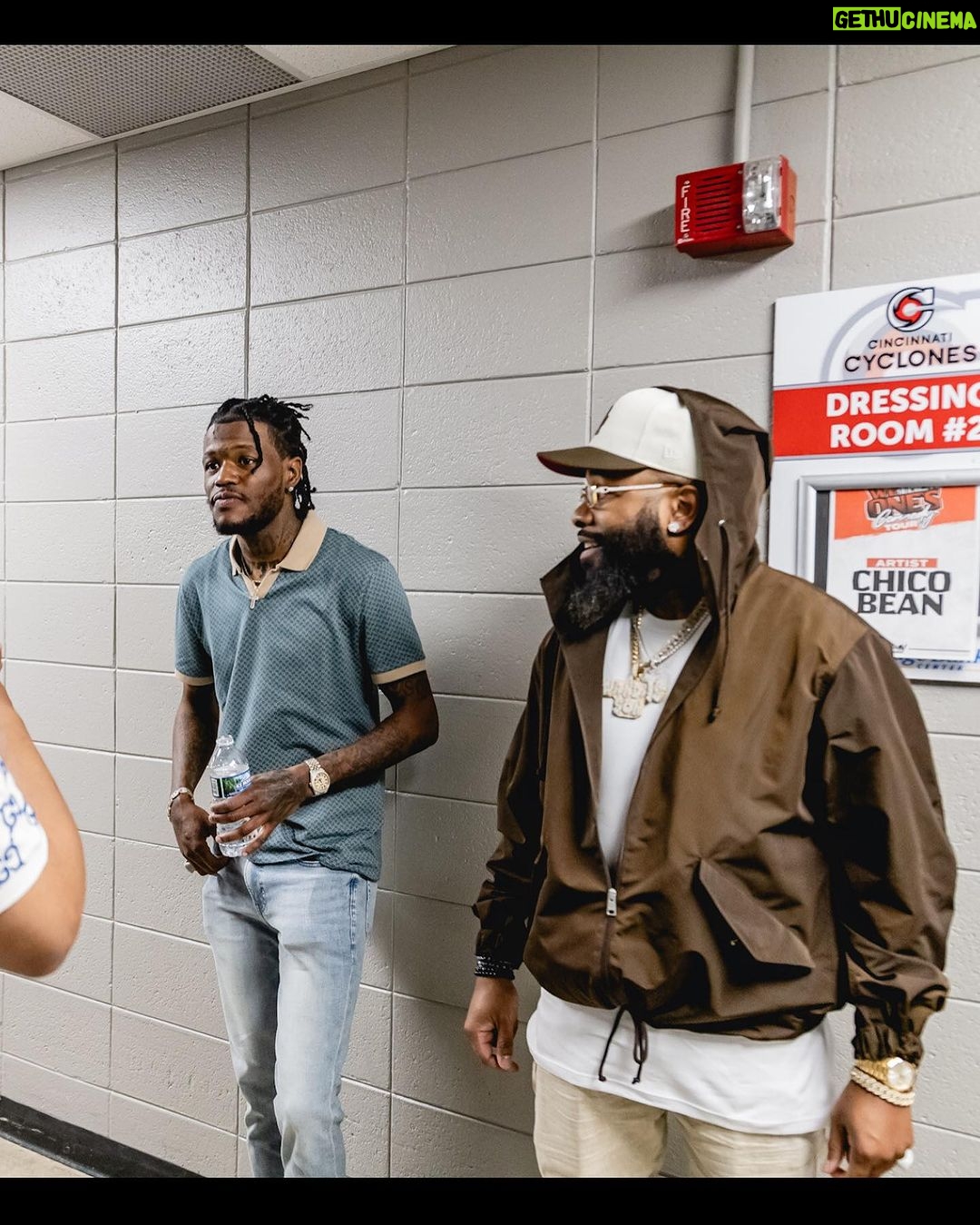 D.C. Young Fly Instagram - Cincinati we had a mafukinnnnn time last nite🔥🔥🔥 woke up wit yal city on my mind… I can’t wait to come back 🔥🤎🤎 #NoDayzOff #ComedyHustle
