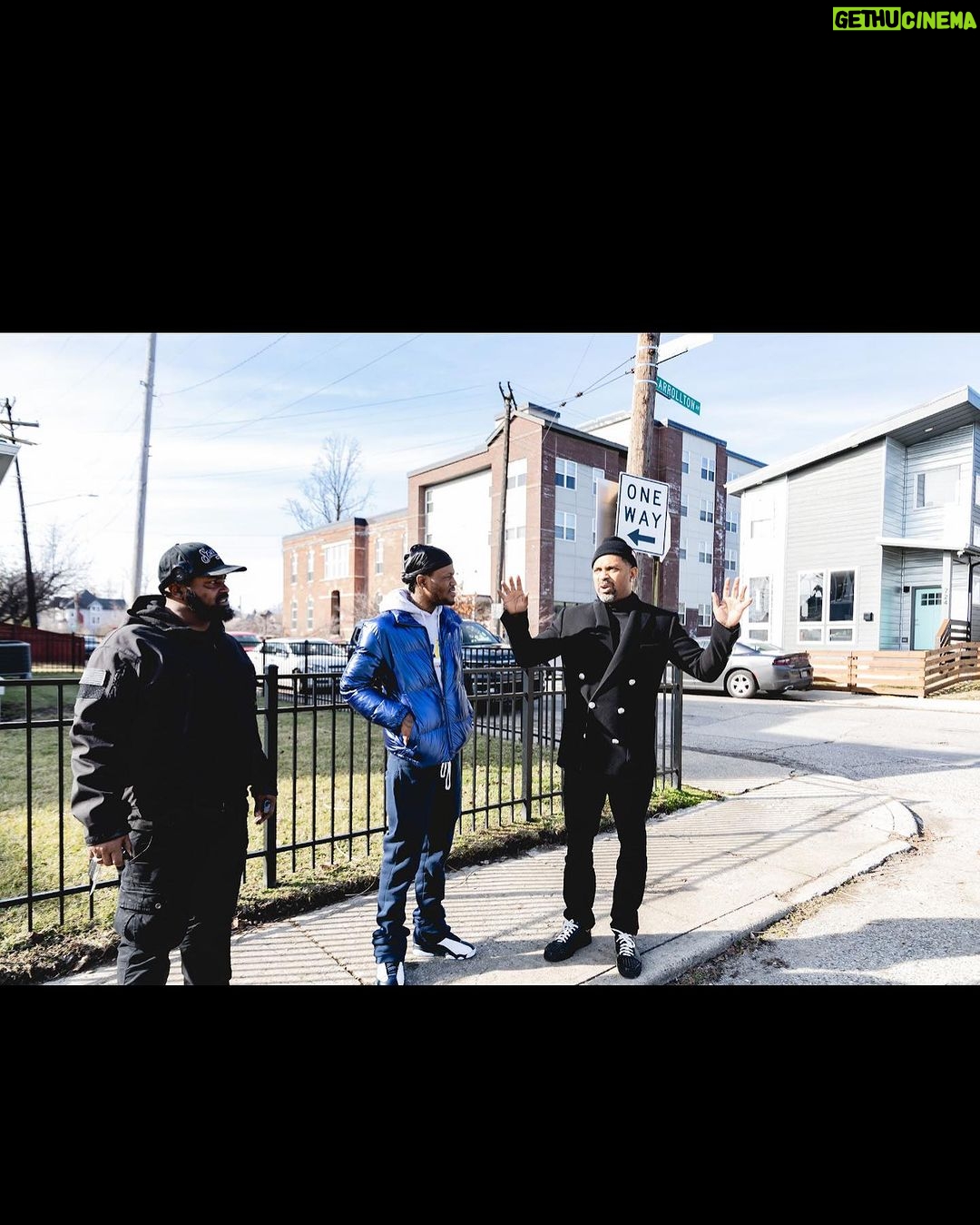 D.C. Young Fly Instagram - Nap town was offfff the mafukin chainnnn π₯π₯π₯π₯we had a movie last weekend no Kap!!!! And this y @therealmikeepps gon be my too dog we Ben in the road dam near 7 years he bought his block back up and itβs always genuine love πͺπΎ #MyNiggaForLife